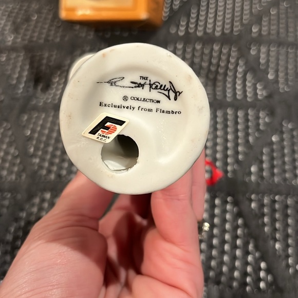 New in box Emmett Kelly Jr. special edition 65th birthday commemorative ornament - Picture 4 of 5